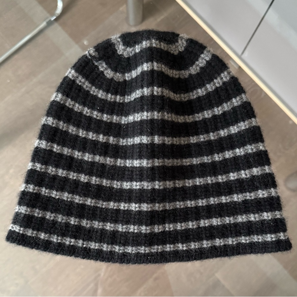 ALEX MILL • Stripe Cashmere Beanie